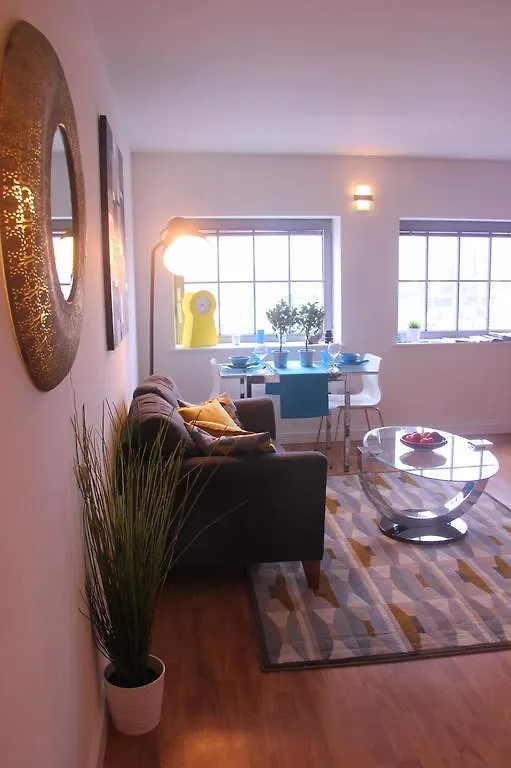 Short Stay Notts: Serviced Apartments Nottingham